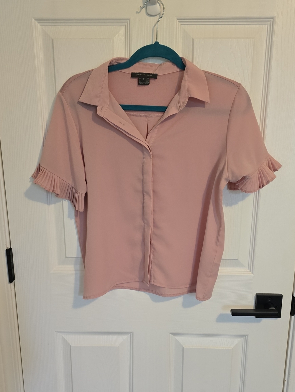 Express Pink Pleated Short-Sleeve Button-Front Blouse